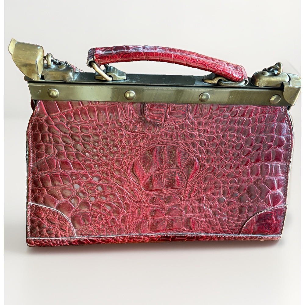 VTG Oxblood Croc Embossed Leather Doctor Frame Bag Amelia Berko Purse Shoulder..